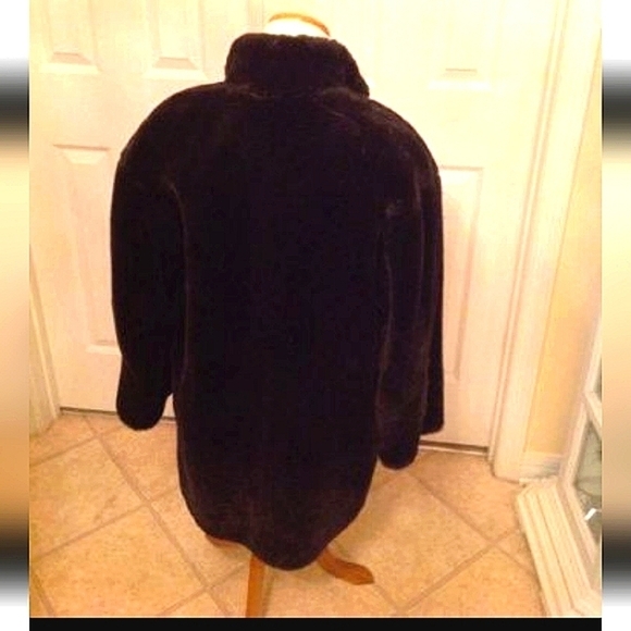 RARE VINTAGE BRoWN ReVERSIBLE ~ PLUSH Nylon & Faux FUR STRoLLer COAT SIZE SMALL - Picture 2 of 6